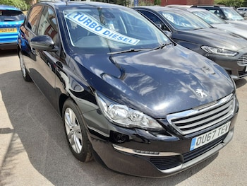 Used Peugeot 308 2017 for sale - 76411997: Photo
