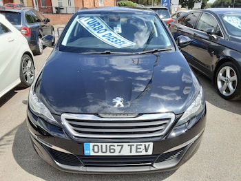 Used Peugeot 308 2017 for sale - 76411997: Photo