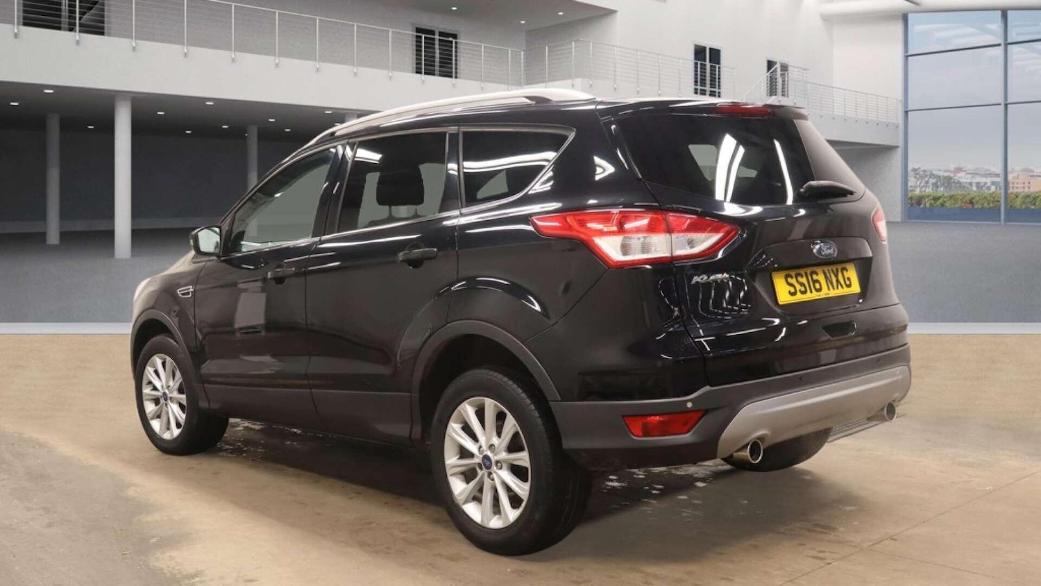 Used Ford Kuga 2016 for sale - 77440053: Photo 3