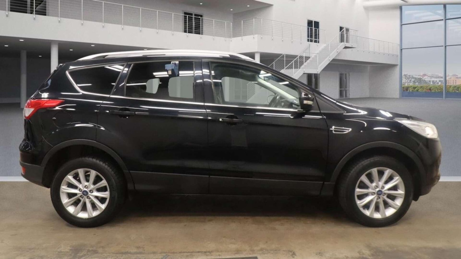Used Ford Kuga 2016 for sale - 77440053: Photo 9