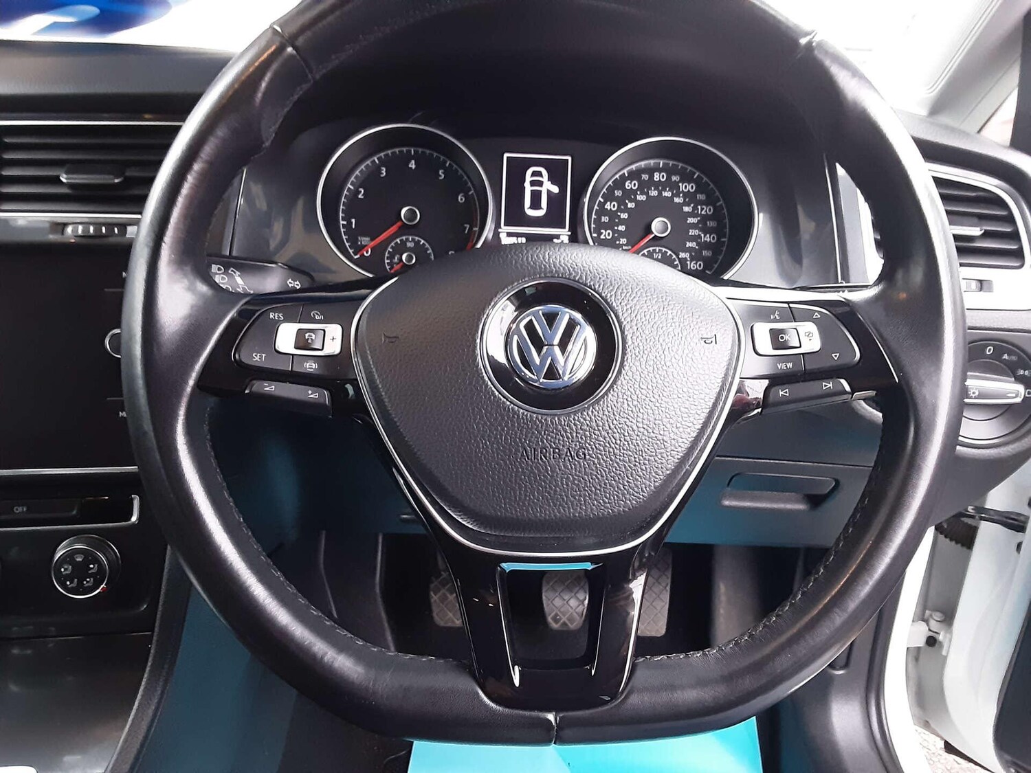 Used Volkswagen Golf 2019 for sale - 77345406: Photo 24