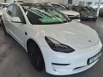 2021 - Model 3 Long Range AWD 4WD 4dr