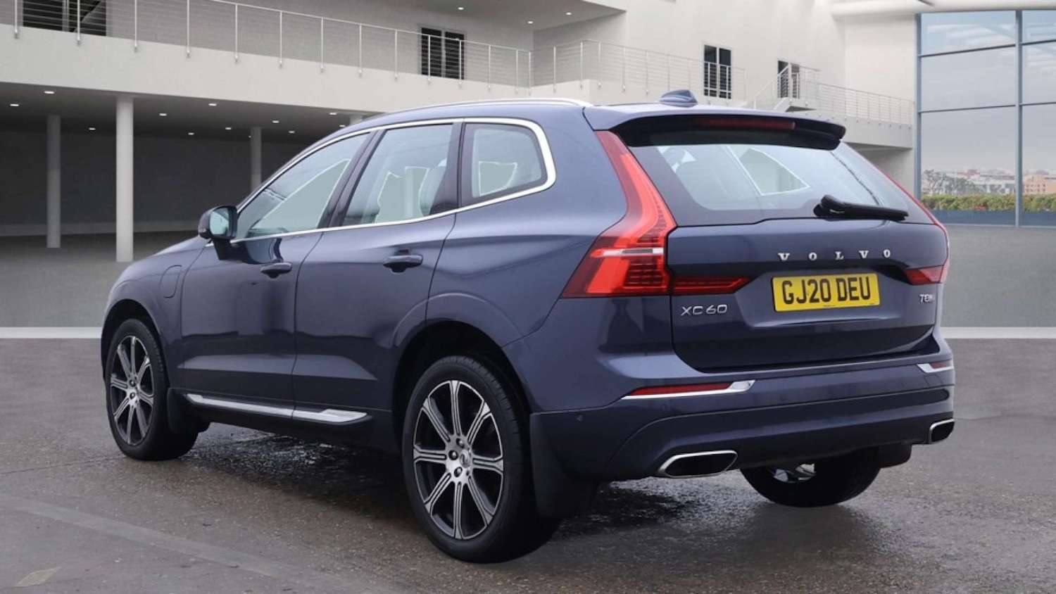 Used Volvo XC60 2020 for sale - 76411991: Photo 3