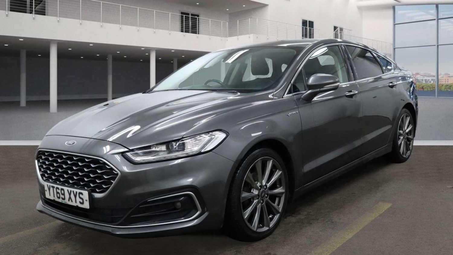 Used Ford Mondeo 2019 for sale - 76926796: Photo 2
