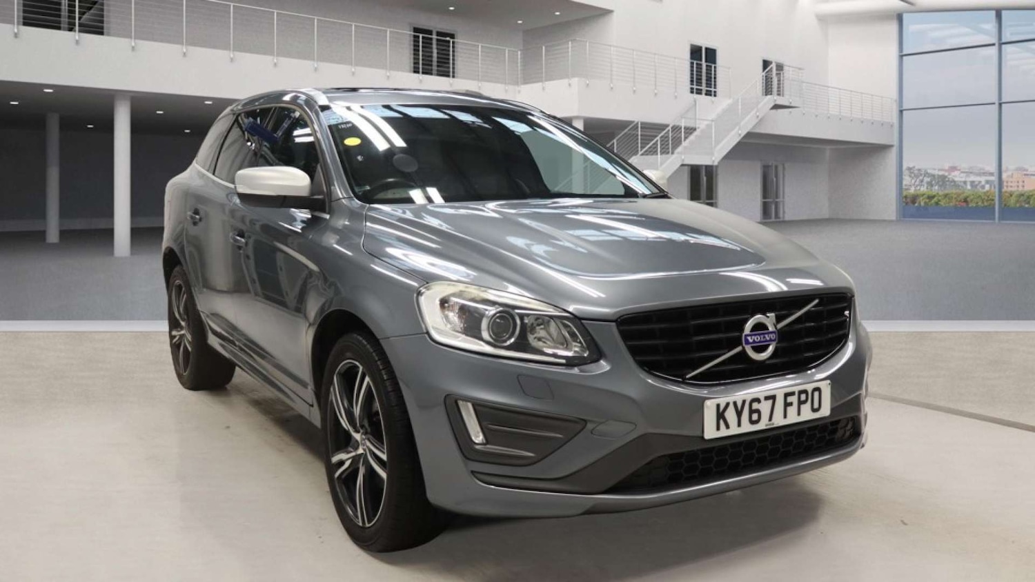 Used Volvo XC60 2017 for sale - 76407727: Photo 1