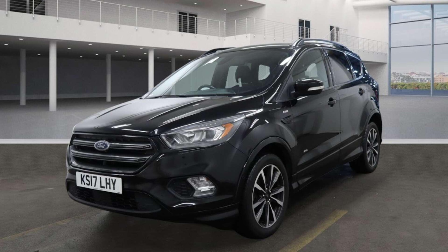 Used Ford Kuga 2017 for sale - 77344589: Photo 2
