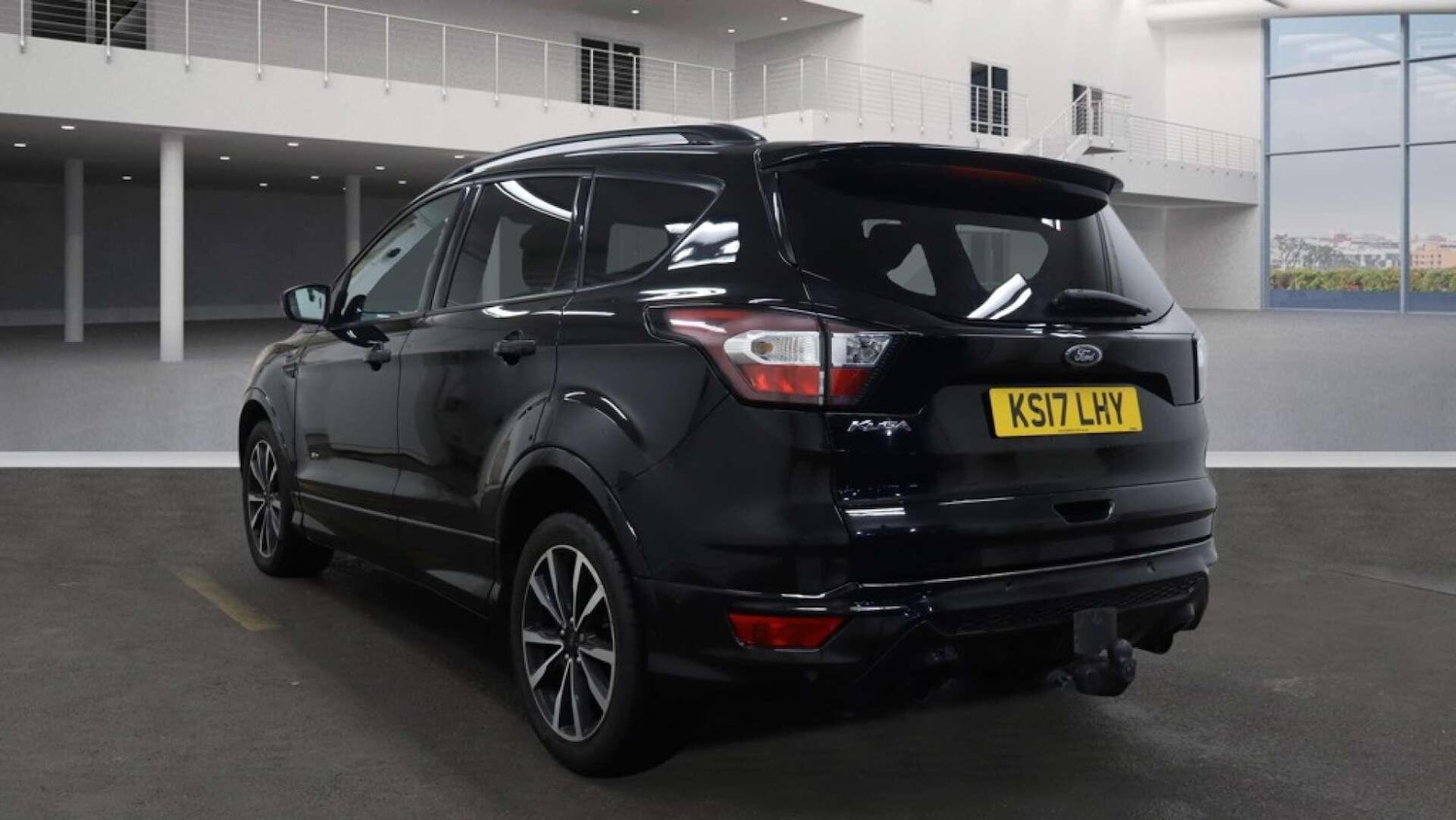 Used Ford Kuga 2017 for sale - 77344589: Photo 3