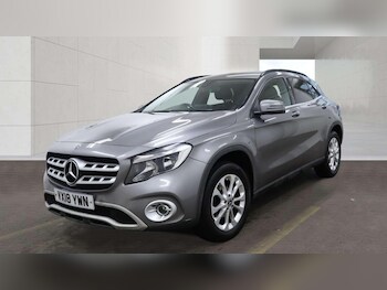 Used Mercedes-Benz GLA 2018 for sale - 78334842: Photo