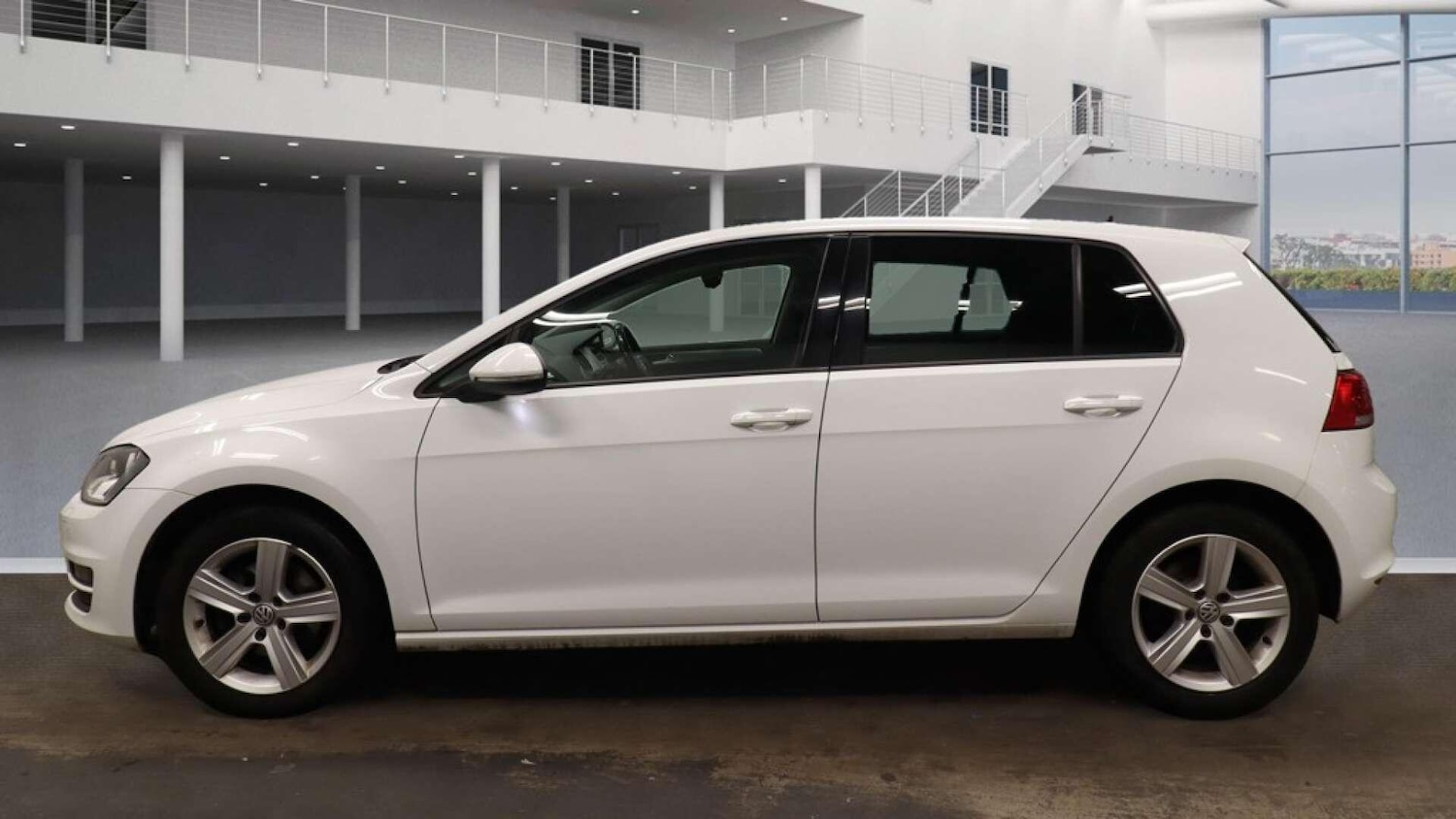 Used Volkswagen Golf 2016 for sale - 76807619: Photo 19