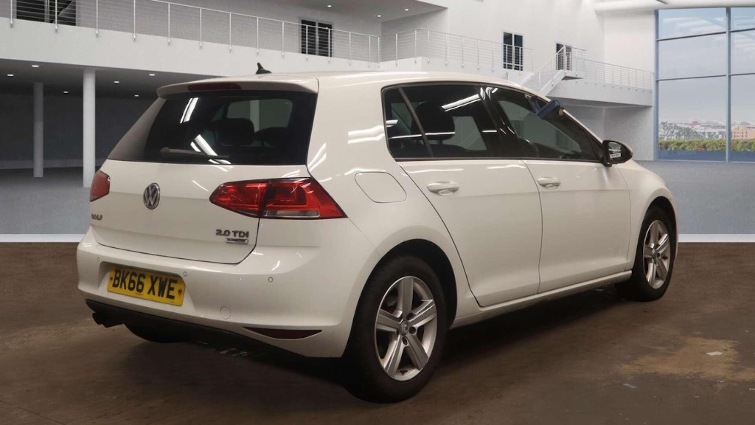 Used Volkswagen Golf 2016 for sale - 76807619: Photo 5