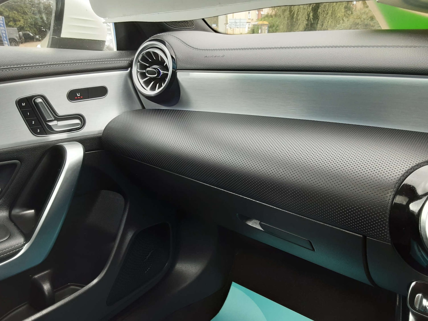 Used Mercedes-Benz CLA 2021 for sale - 76404572: Photo 35