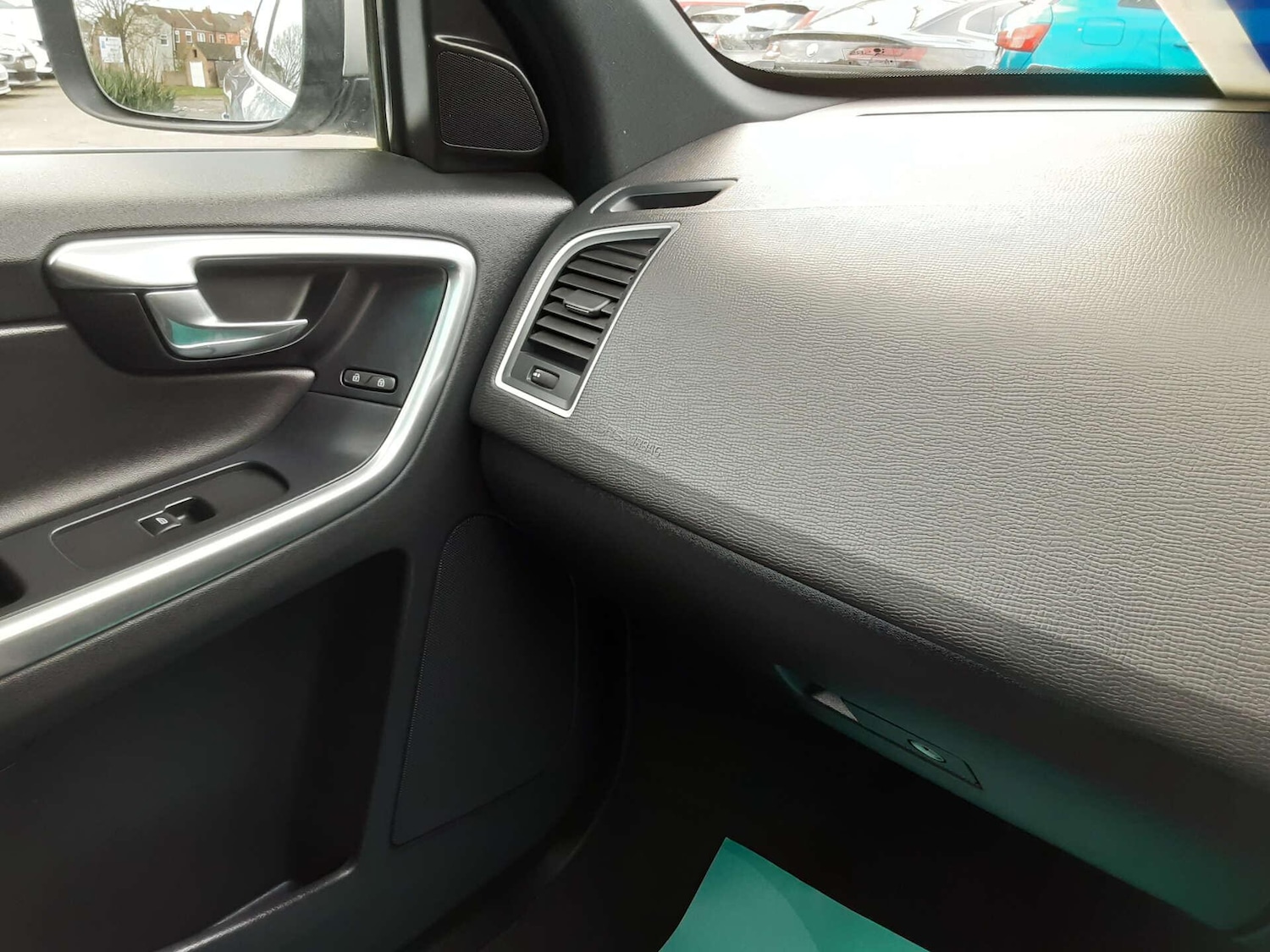 Used Volvo XC60 2016 for sale - 78071742: Photo 24