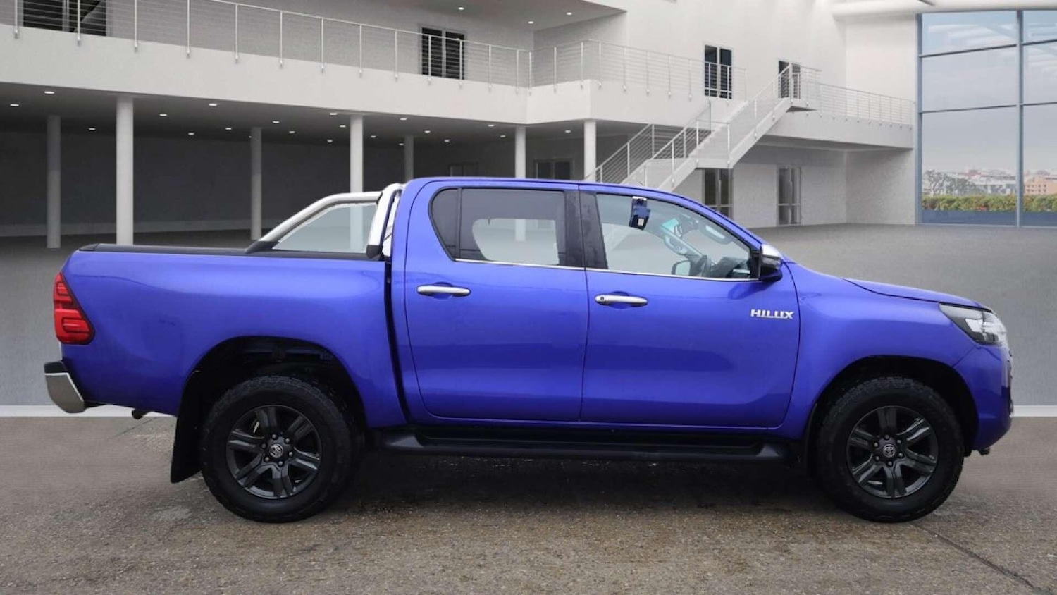 Used Toyota Hilux 2021 for sale - 77108819: Photo 9