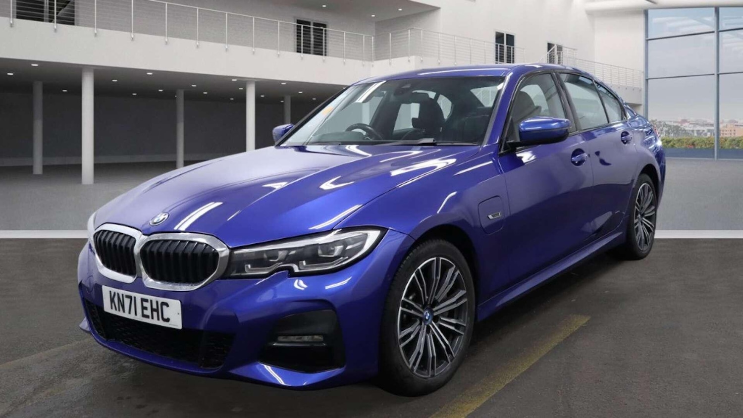 Used BMW 3 Series 2021 for sale - 77230454: Photo 2