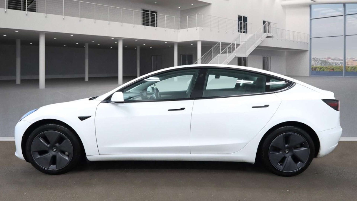 Used Tesla Model 3 2021 for sale - 76611726: Photo 12
