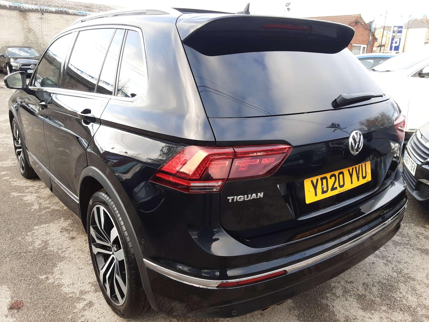 Used Volkswagen Tiguan 2020 for sale - 76912952: Photo 11