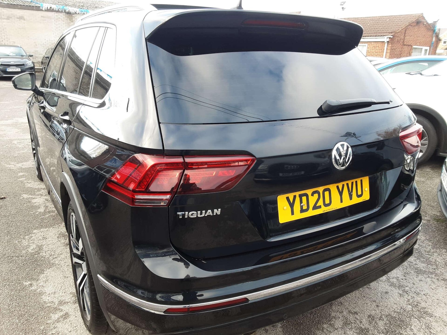 Used Volkswagen Tiguan 2020 for sale - 76912952: Photo 12