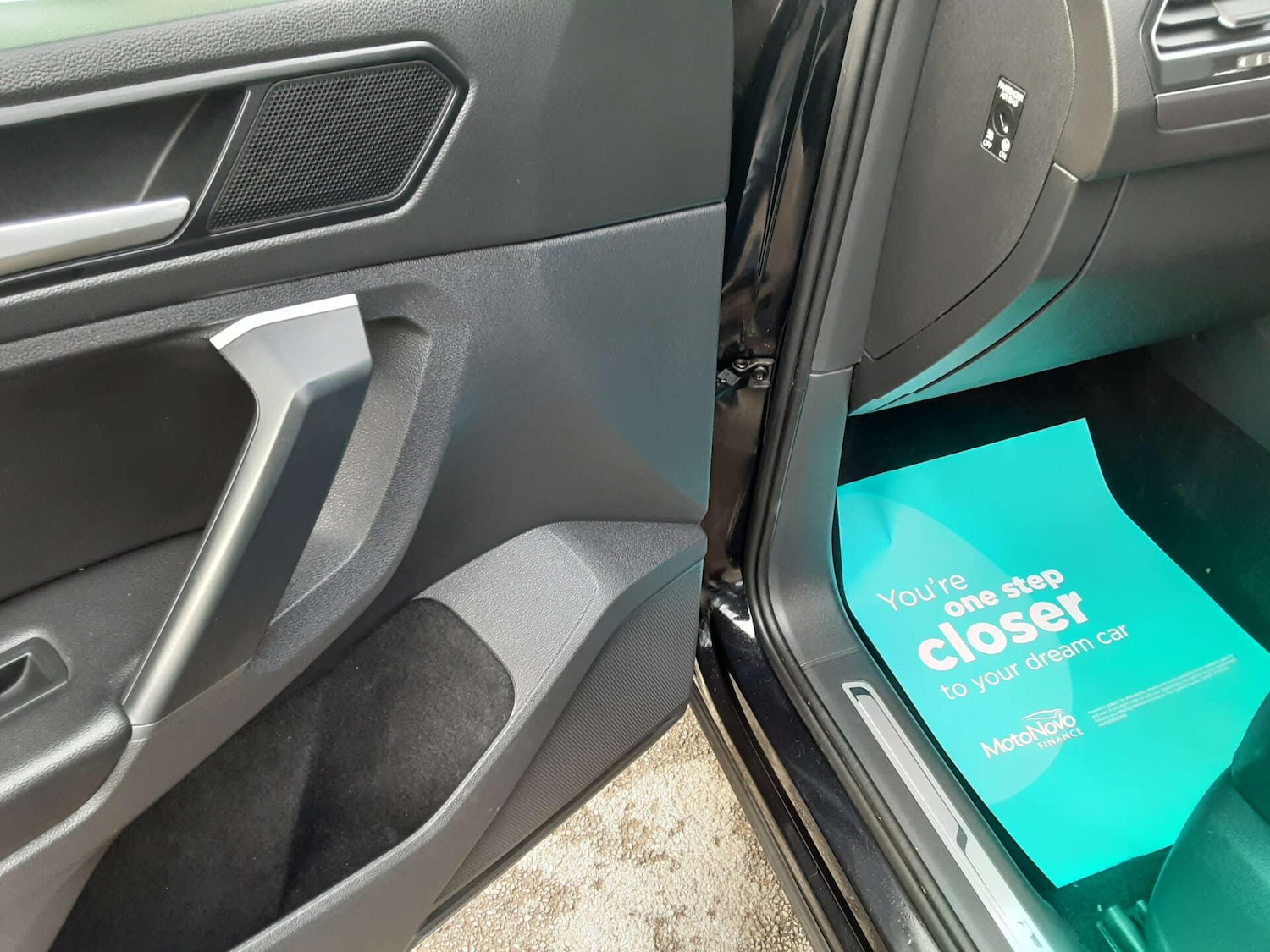 Used Volkswagen Tiguan 2020 for sale - 76912952: Photo 31