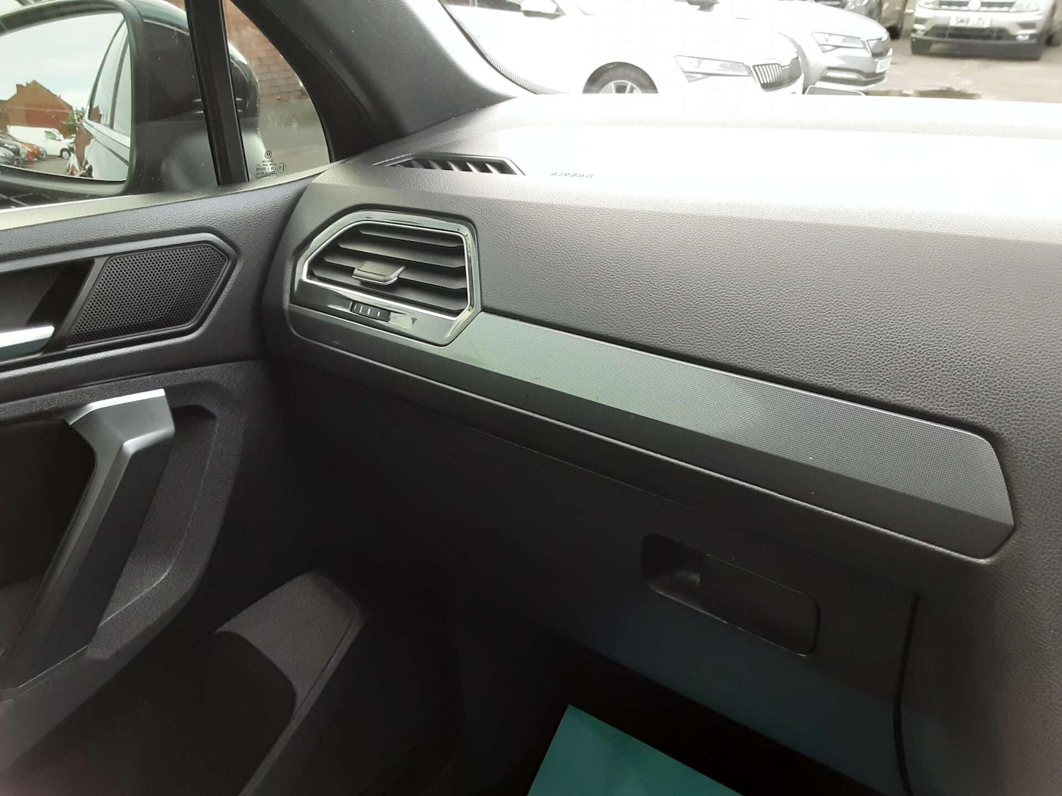 Used Volkswagen Tiguan 2020 for sale - 76912952: Photo 39