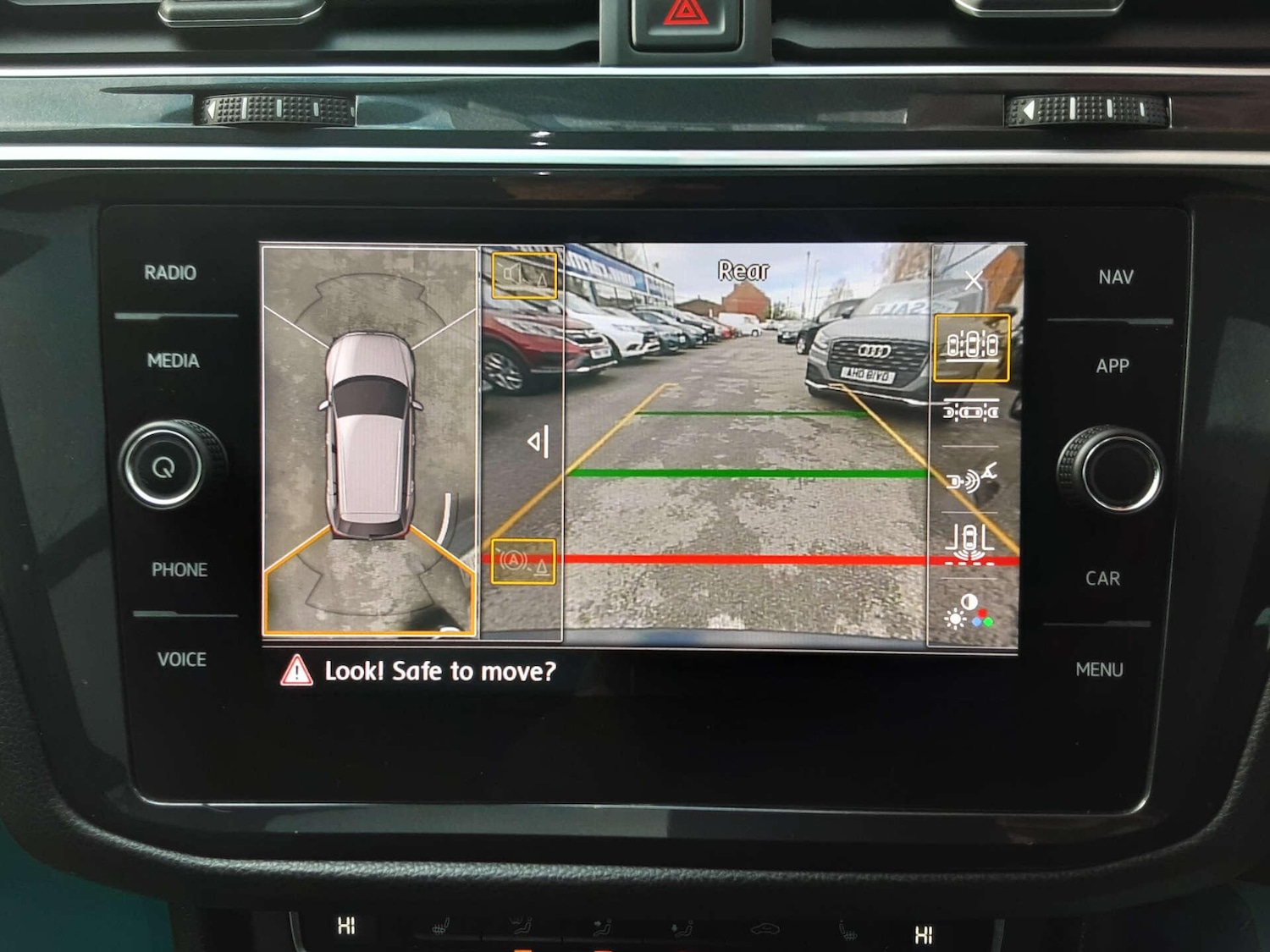 Used Volkswagen Tiguan 2020 for sale - 76912952: Photo 43