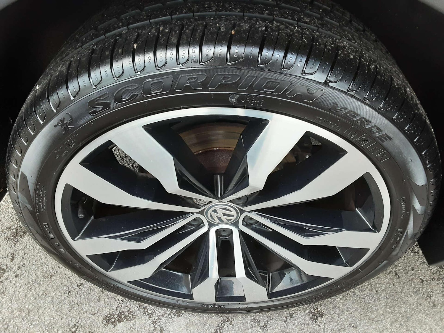 Used Volkswagen Tiguan 2020 for sale - 76912952: Photo 48