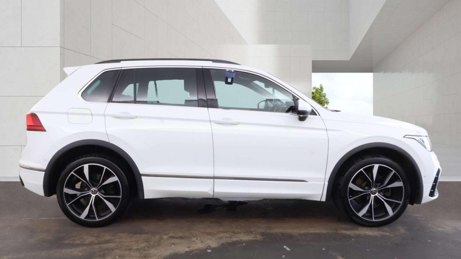 Used Volkswagen Tiguan 2023 for sale - 78156780: Photo 6