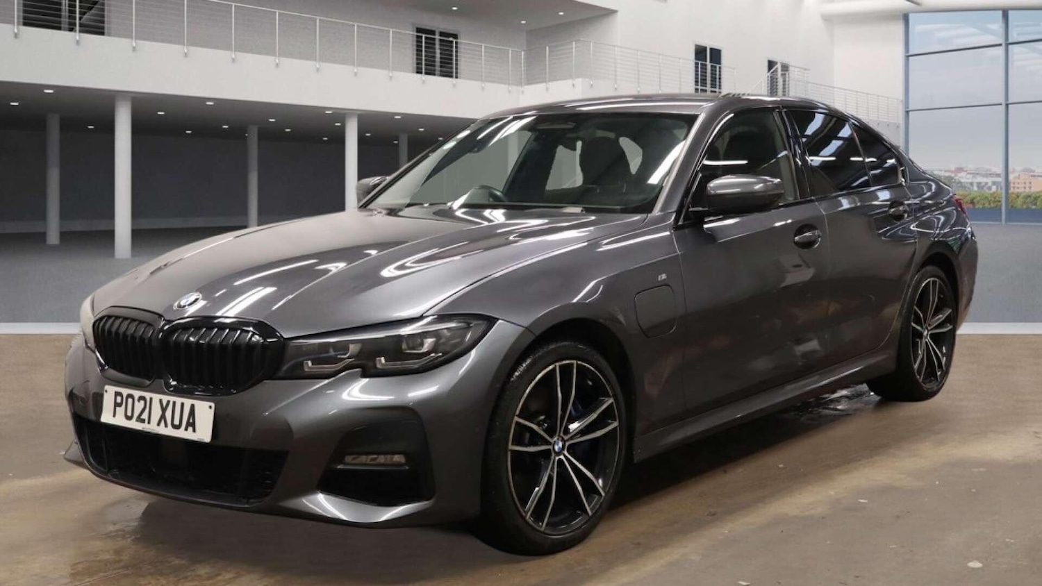 Used BMW 3 Series 2021 for sale - 77523519: Photo 2