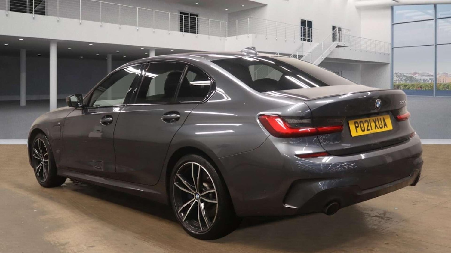 Used BMW 3 Series 2021 for sale - 77523519: Photo 3