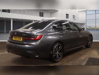 Used BMW 3 Series 2021 for sale - 77523519: Photo