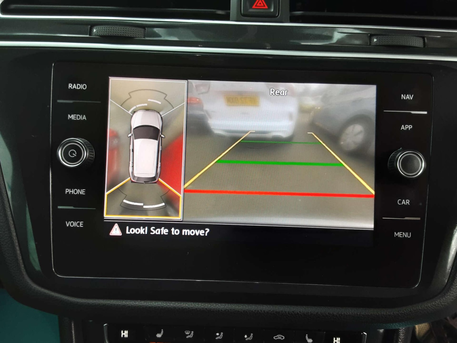 Used Volkswagen Tiguan 2020 for sale - 77230231: Photo 24