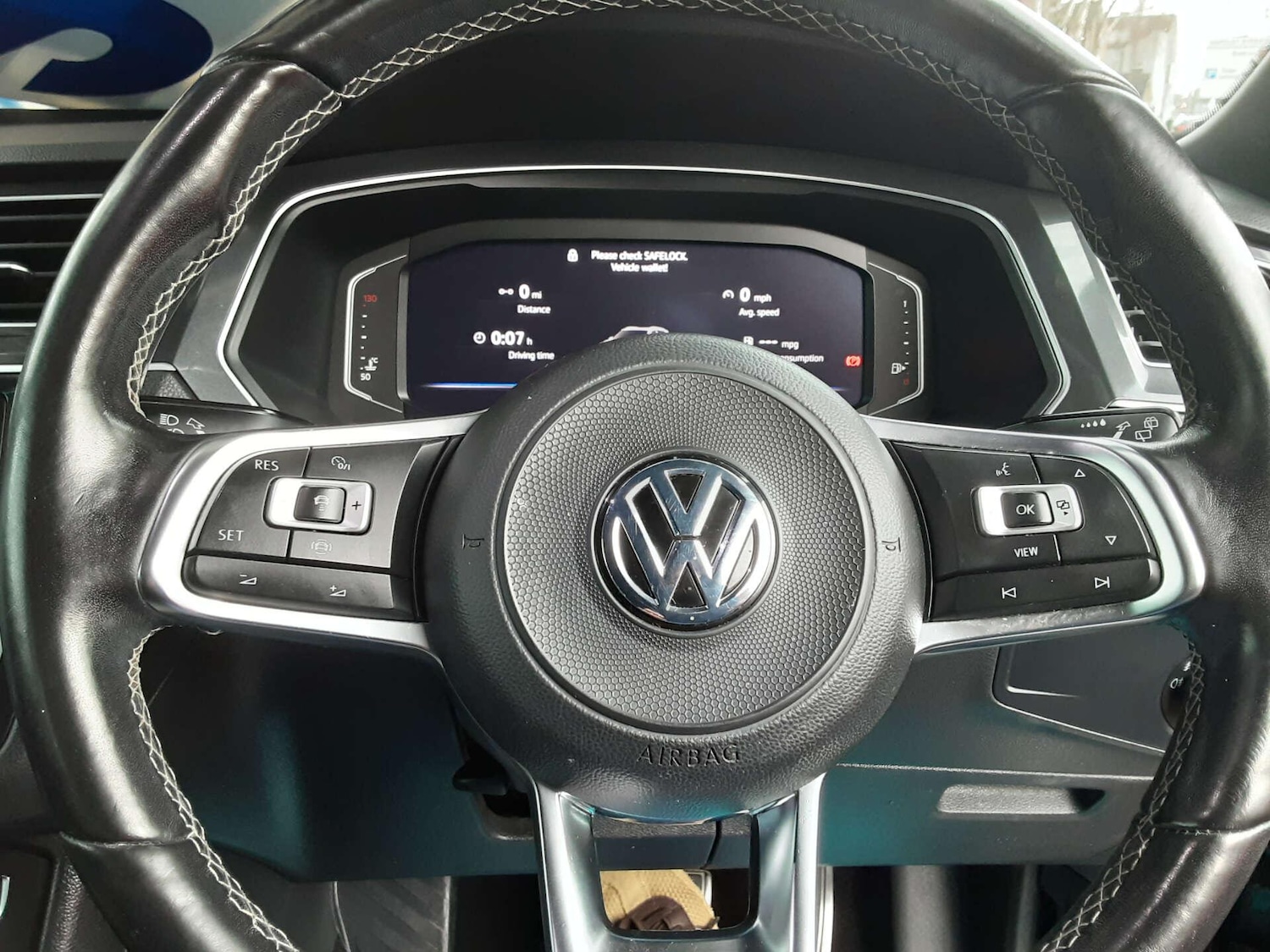 Used Volkswagen Tiguan 2020 for sale - 77230231: Photo 25