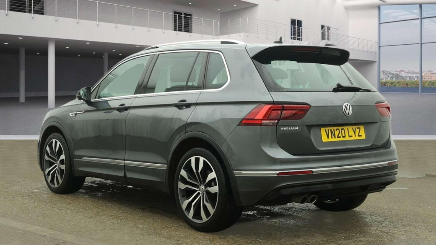 Used Volkswagen Tiguan 2020 for sale - 77230231: Photo 3