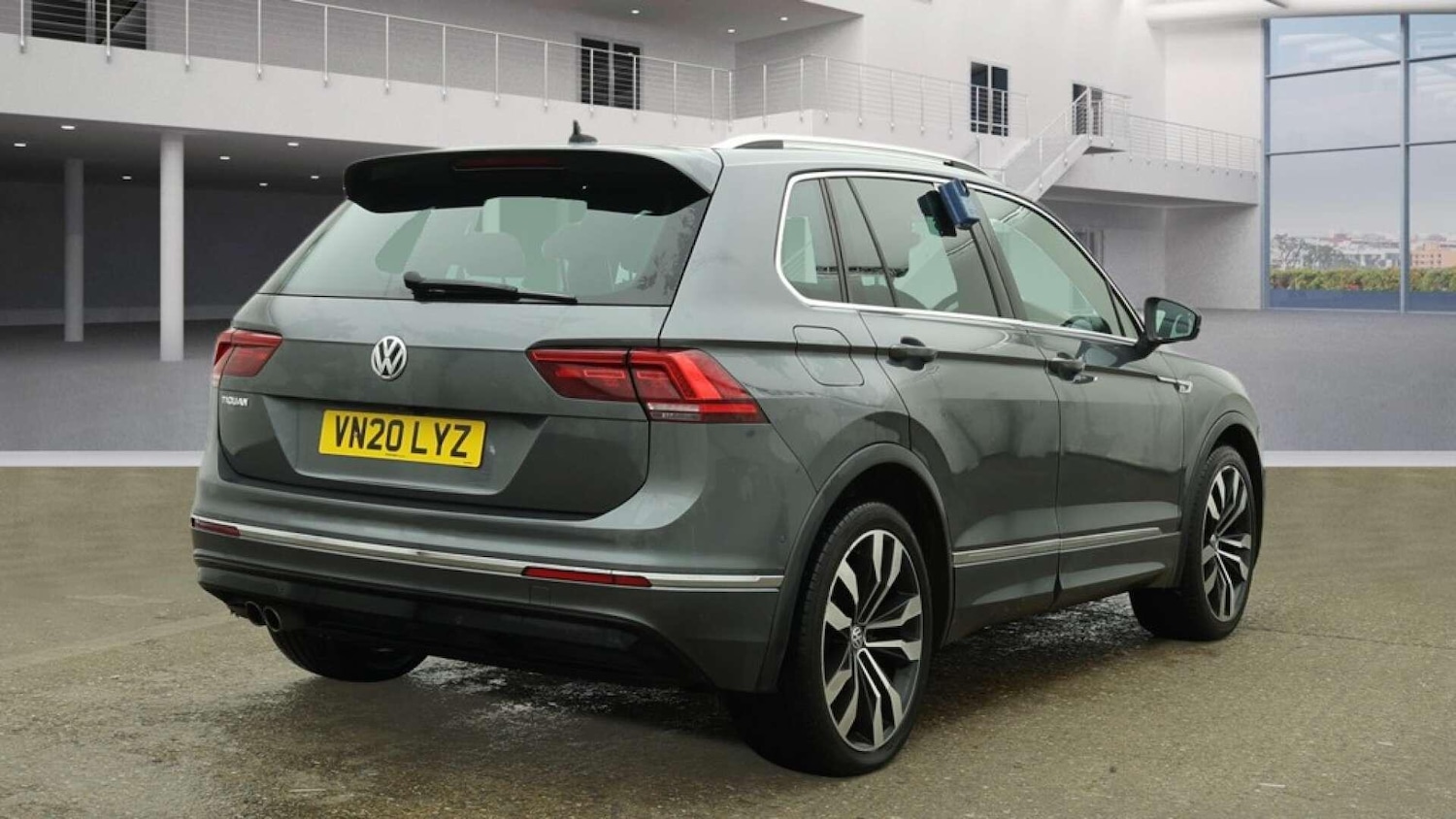 Used Volkswagen Tiguan 2020 for sale - 77230231: Photo 6