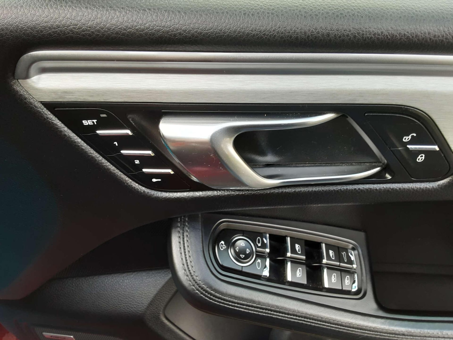 Used Porsche Macan 2015 for sale - 76953216: Photo 26