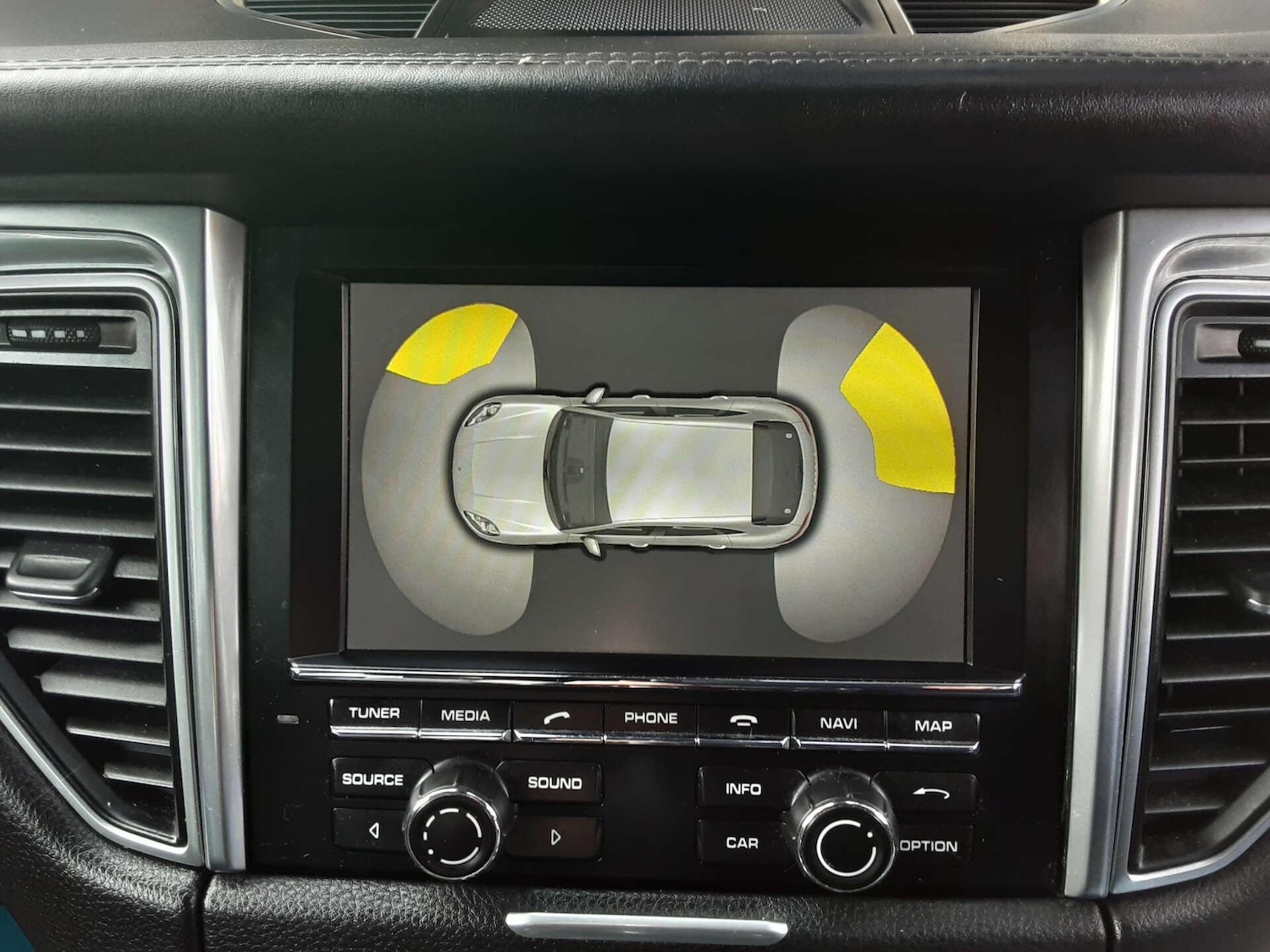 Used Porsche Macan 2015 for sale - 76953216: Photo 39