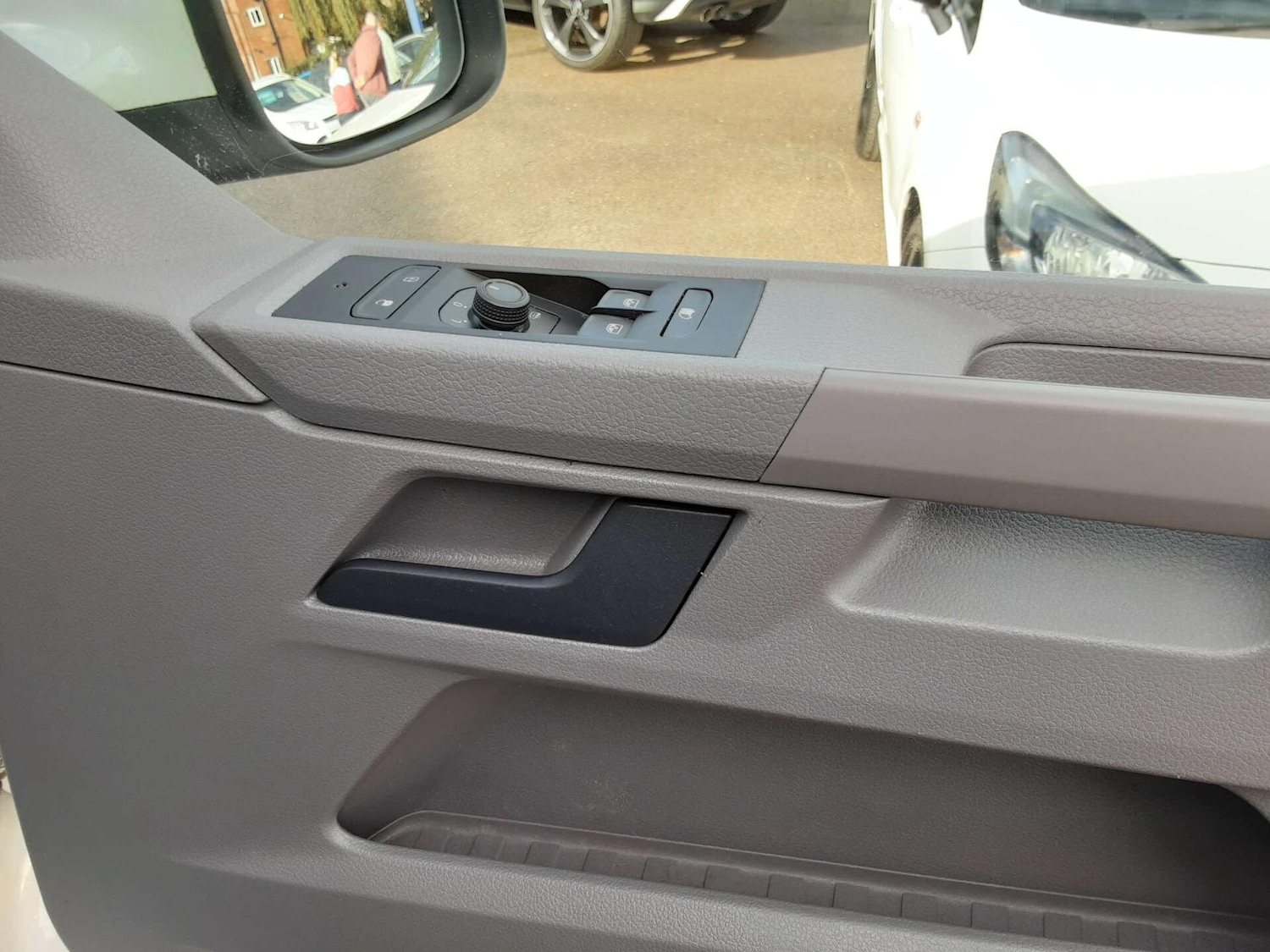 Used Volkswagen Transporter 2021 for sale - 76807688: Photo 37