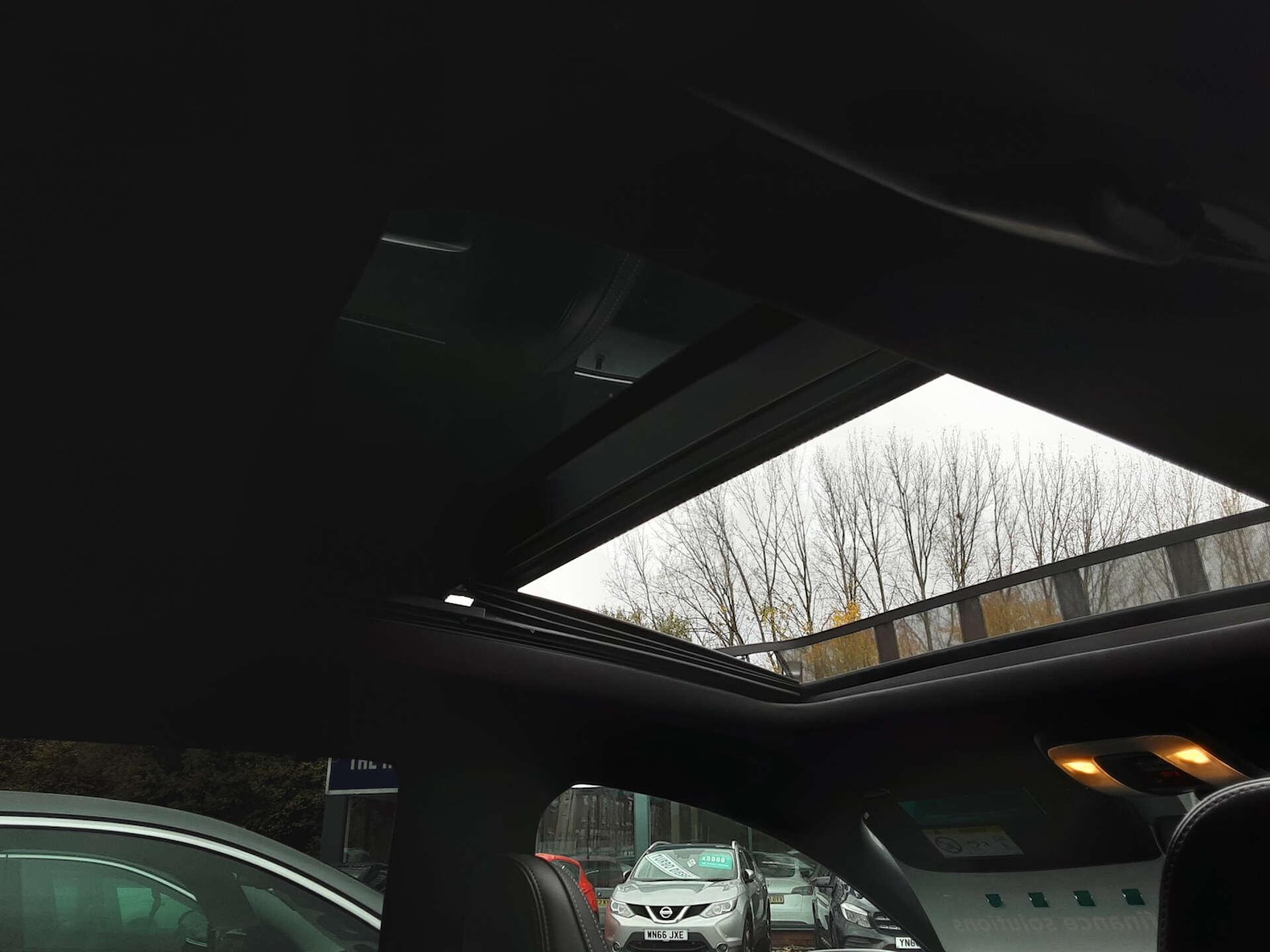 Used Volvo XC60 2017 for sale - 76807611: Photo 24