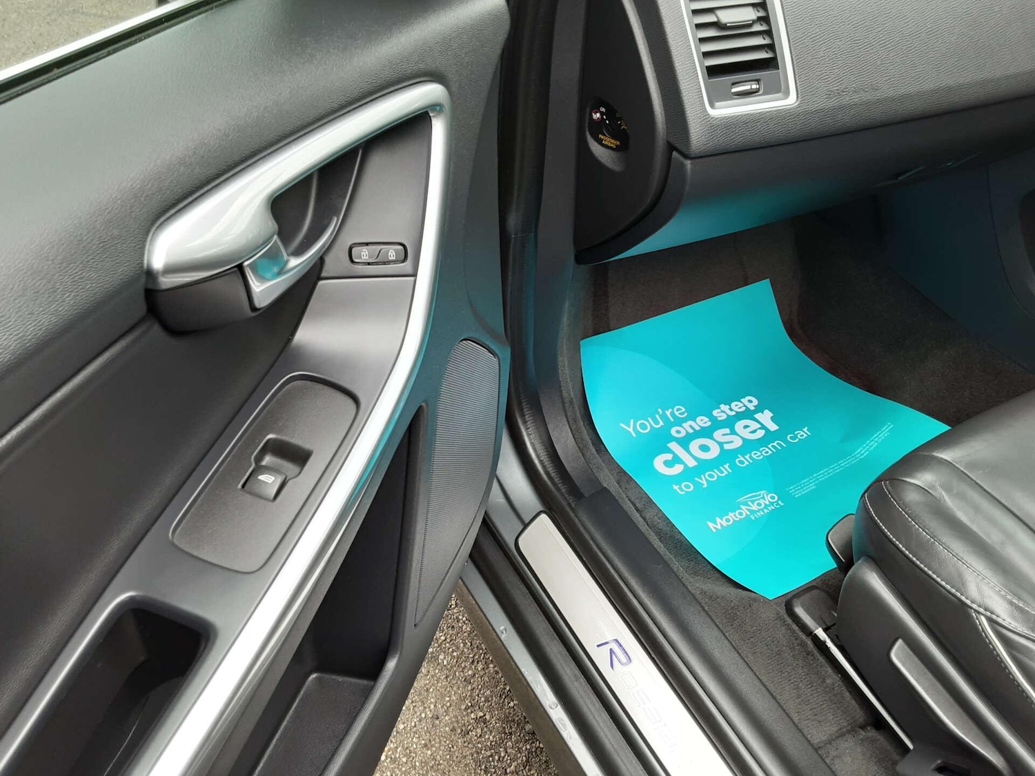 Used Volvo XC60 2017 for sale - 76807611: Photo 36