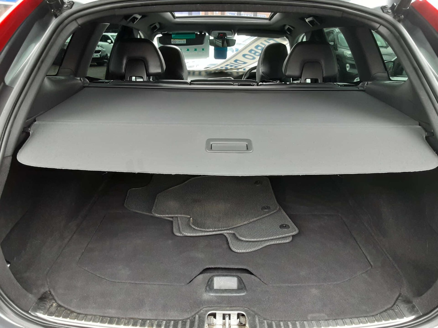 Used Volvo XC60 2017 for sale - 76807611: Photo 44