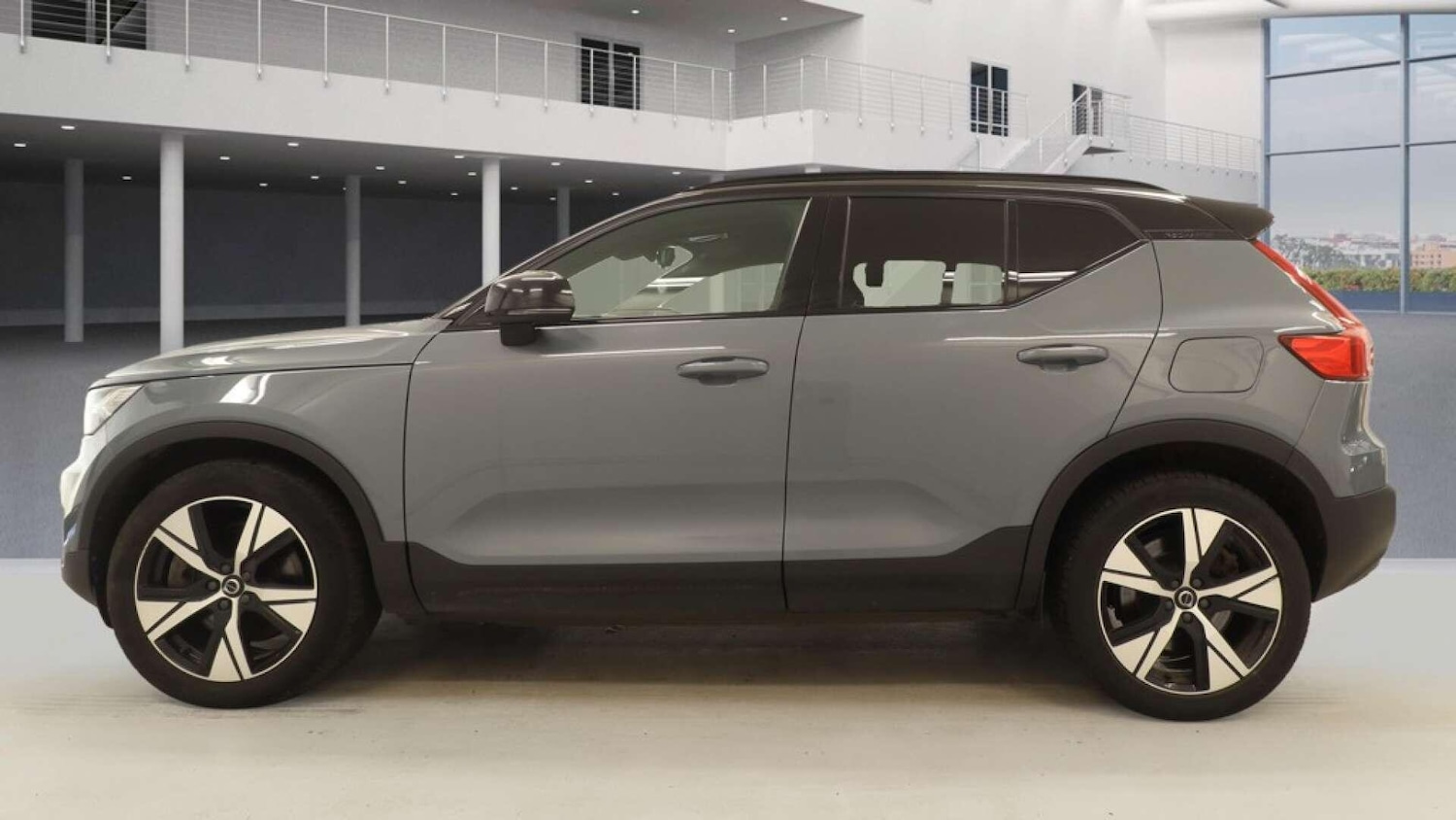 Used Volvo XC40 2022 for sale - 77957537: Photo 12