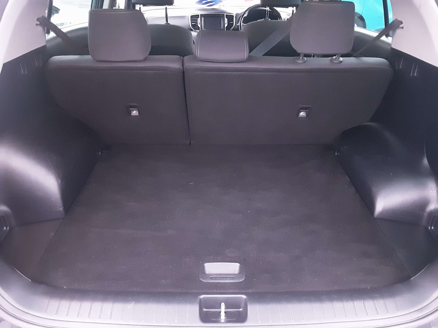 Used Kia Sportage 2017 for sale - 76544305: Photo 33