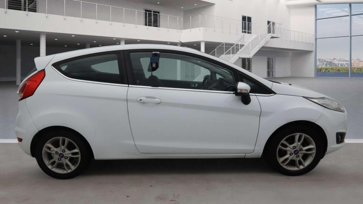 Used Ford Fiesta 2016 for sale - 77344110: Photo 9