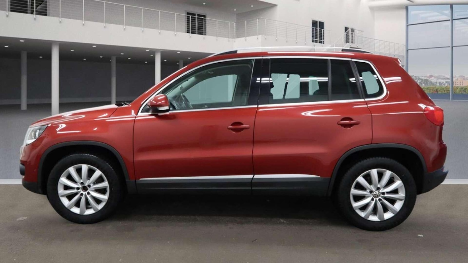 Used Volkswagen Tiguan 2014 for sale - 77174876: Photo 12
