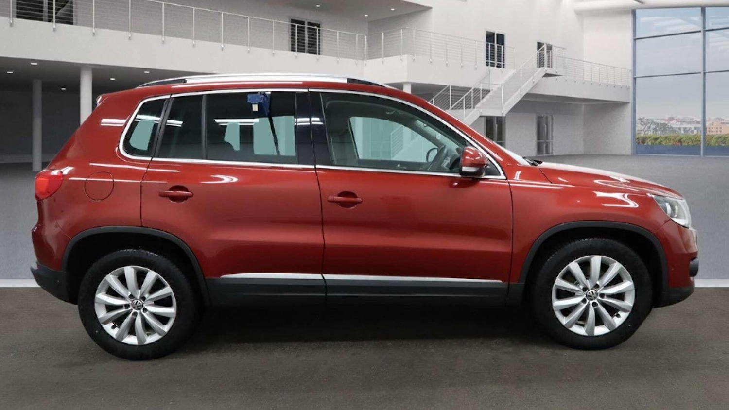Used Volkswagen Tiguan 2014 for sale - 77174876: Photo 9