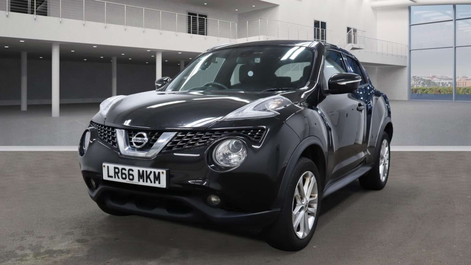 Used Nissan Juke 2016 for sale - 76411984: Photo 2