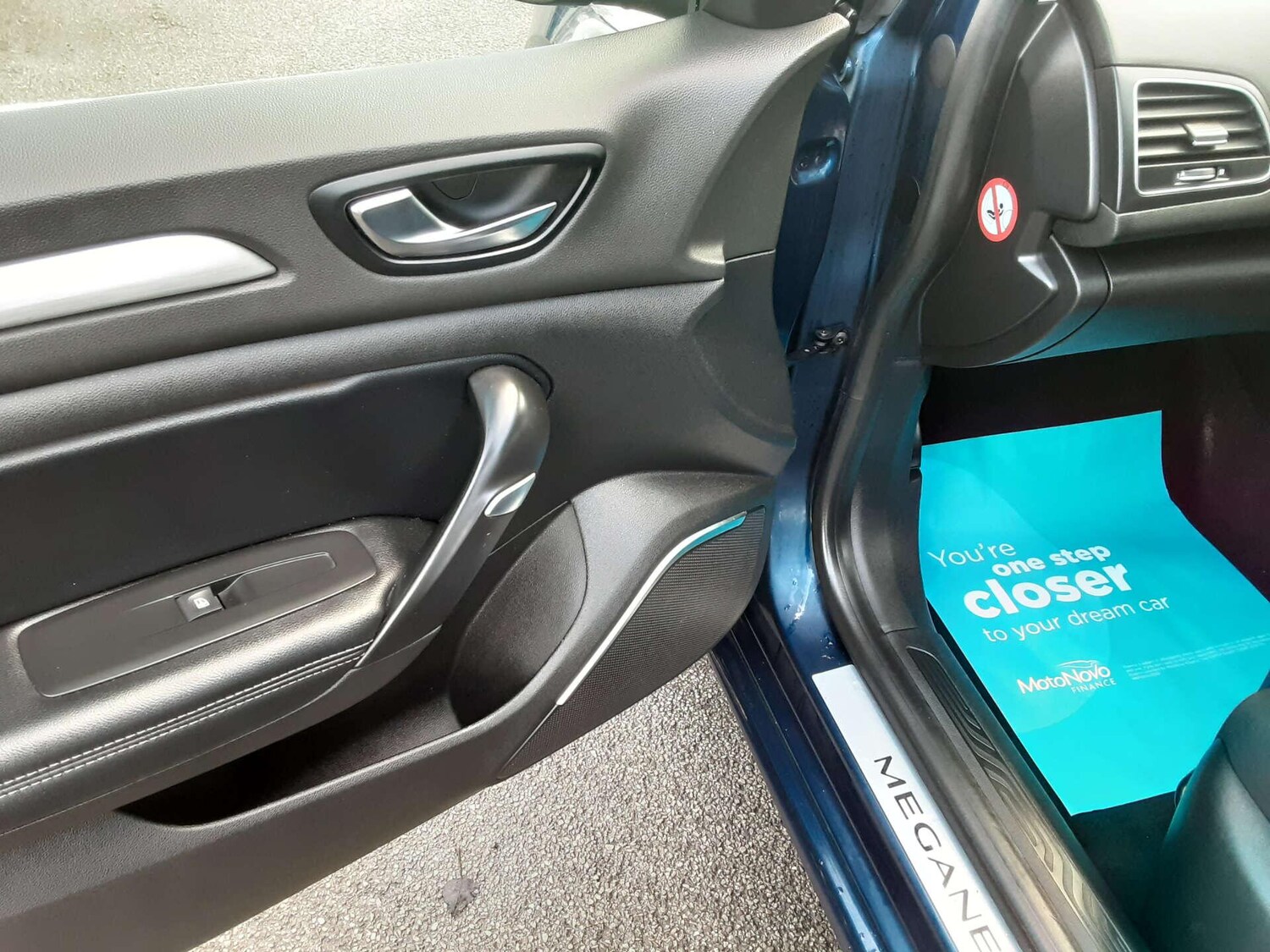 Used Renault Megane 2017 for sale - 76807647: Photo 26