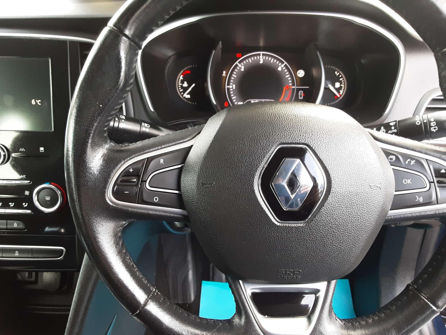 Used Renault Megane 2017 for sale - 76807647: Photo 27