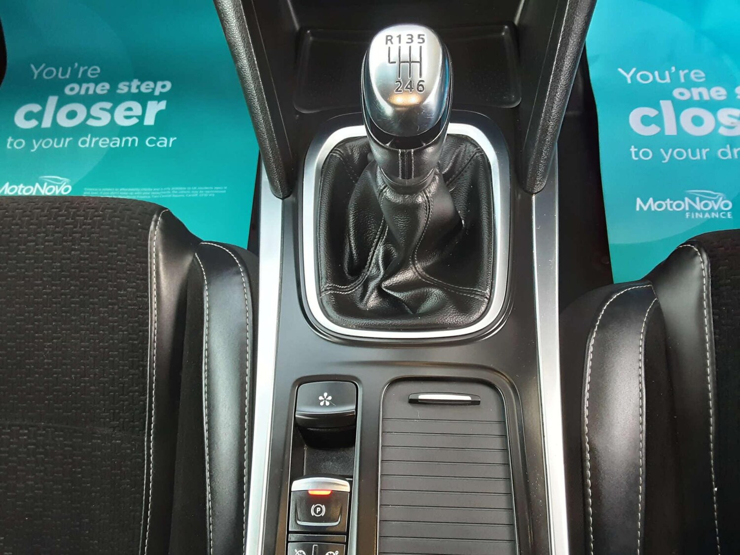 Used Renault Megane 2017 for sale - 76807647: Photo 28