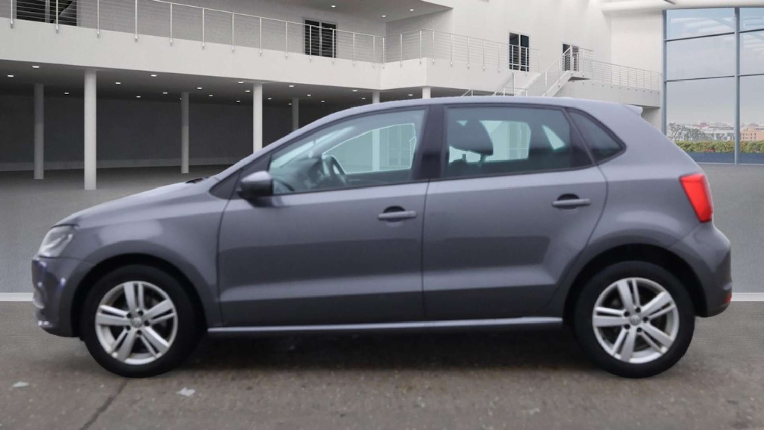Used Volkswagen Polo 2016 for sale - 76629621: Photo 12