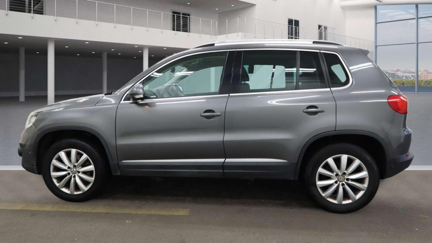 Used Volkswagen Tiguan 2015 for sale - 77510204: Photo 7
